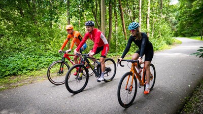 Rattaklass on vaba, tule maastikuratta, gravel-tüüpi maanteeratta või moodsa cyclocross rattaga - peaasi, et läbi kruusa läheb